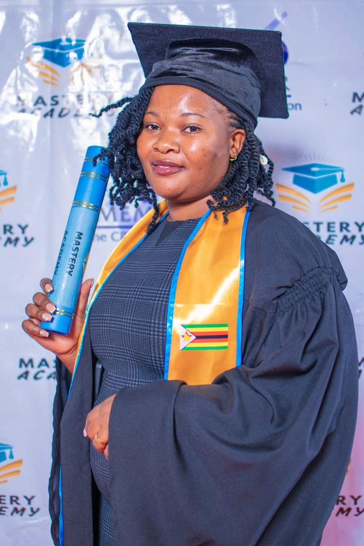 Graduate 4